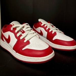 Air Jordan 1 Low “Gym Red”